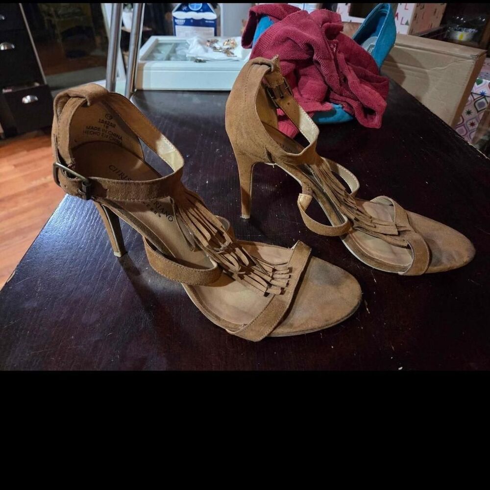 Christian-louboutin Women's Tan and Brown Courts